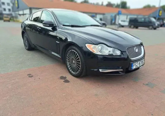 jaguar Jaguar XF cena 45000 przebieg: 157000, rok produkcji 2010 z Szamotuły